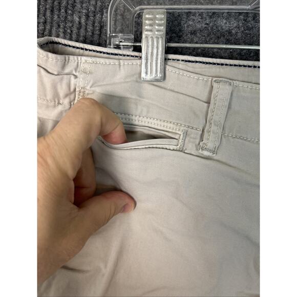 American Eagle Mens Chino Shorts Size 36 Tan Next Level Flex Mid Rise Casual - Picture 4 of 12